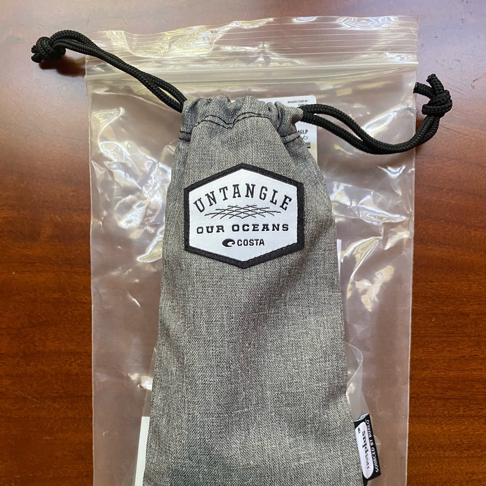 Selling BRAND NEW Costa sunglasses. Polarized lenses